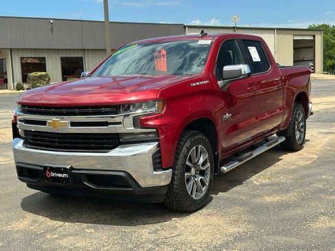 Used 2020 Chevrolet Silverado 1500 LT w/ Texas Edition RWD image 3