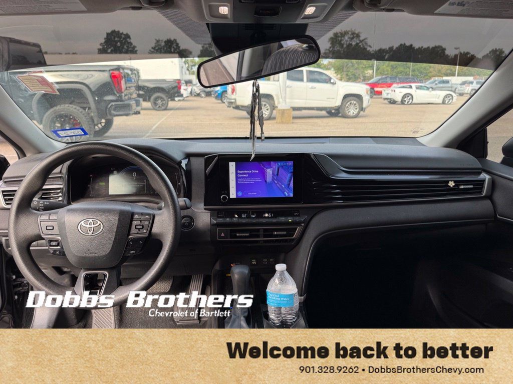 Used 2025 Toyota Camry LE FWD image 15