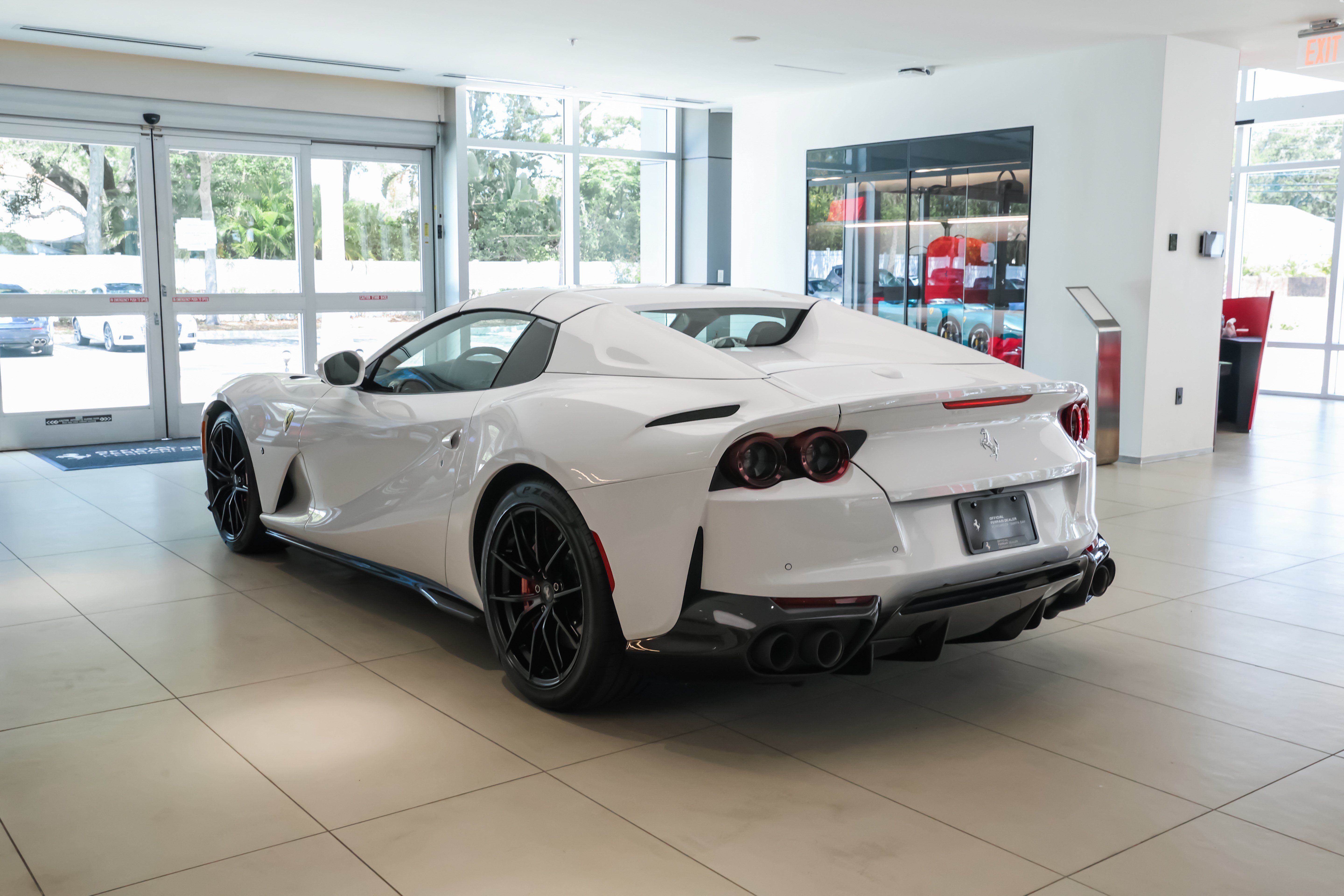 Used 2023 Ferrari 812 GTS RWD image 38