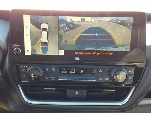 Used 2024 Toyota Grand Highlander Platinum image 10