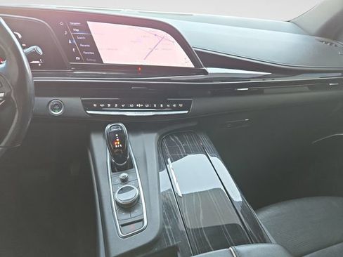 Used 2021 Cadillac Escalade Sport w/ Driver Assist Tech Package AWD/4WD image 25