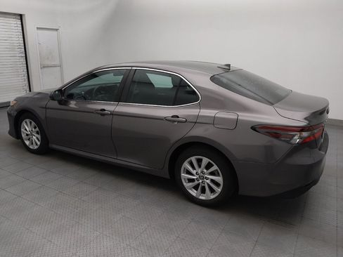 Used 2021 Toyota Camry LE FWD image 3