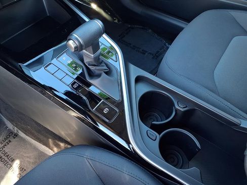 Used 2025 Kia Niro LX image 20