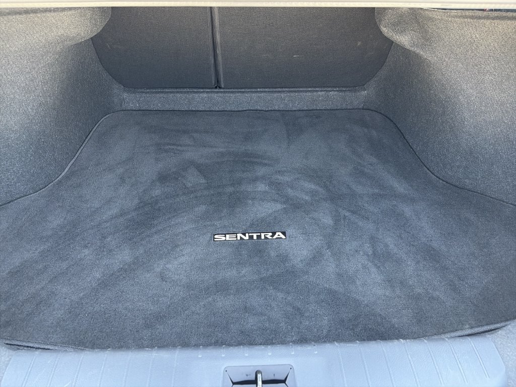 Used 2024 Nissan Sentra SV FWD image 27