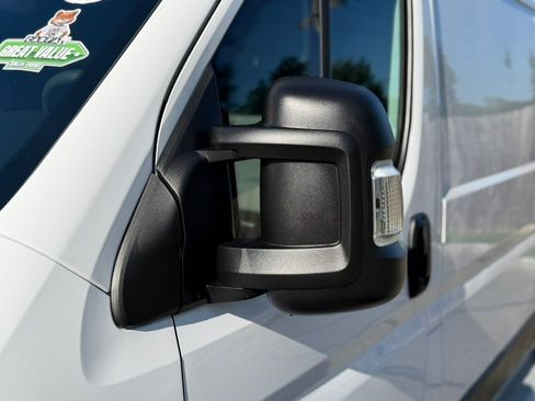 Used 2025 RAM ProMaster 2500 w/ U-Haul Equipment Group FWD image 14