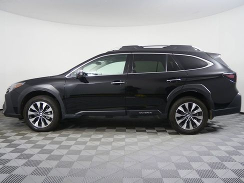 Used 2023 Subaru Outback Touring XT image 6