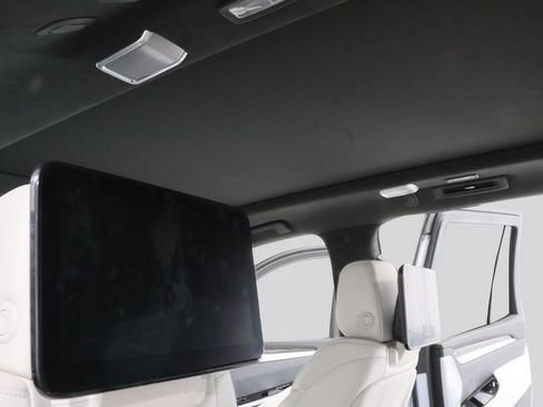 Used 2026 Cadillac Escalade V AWD/4WD image 10