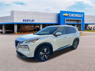 Used 2021 Nissan Rogue SL video 1