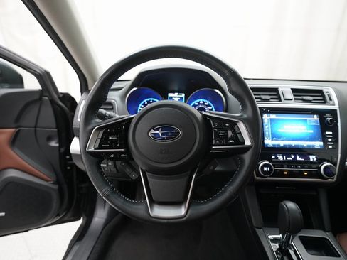 Used 2019 Subaru Outback 3.6R Touring w/ Popular Package #3A image 4