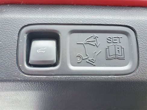 Used 2021 Ford Expedition Platinum image 37