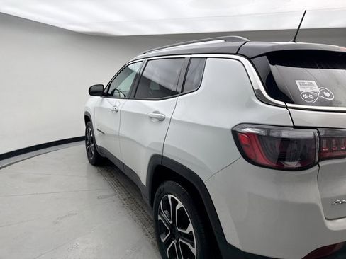 Used 2022 Jeep Compass Limited w/ Sun and Sound Group image 3