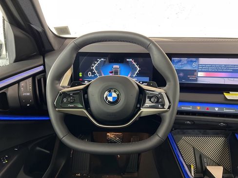 Used 2025 BMW X3 xDrive30i w/ Premium Package image 18