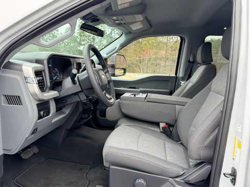 New 2026 Ford F250 XL w/ STX Appearance Package AWD/4WD image 14
