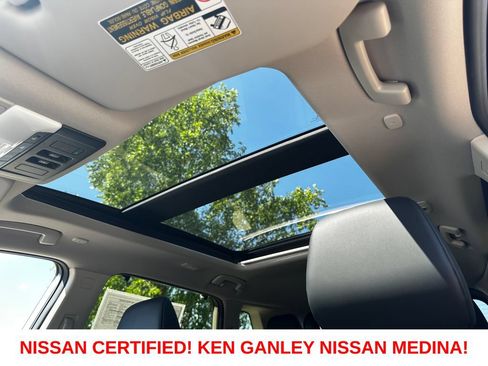 Certified 2024 Nissan Rogue SV w/ SV Premium Package AWD/4WD image 33