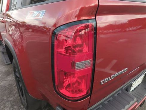 Used 2016 Chevrolet Colorado Z71 image 13
