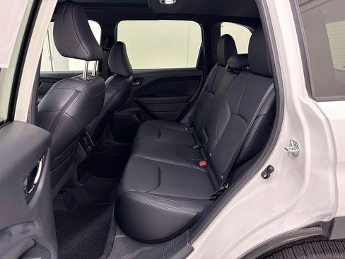 Used 2026 Subaru Forester Limited image 25