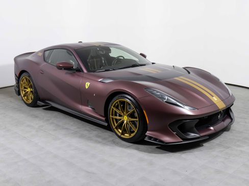 Certified 2023 Ferrari 812 Competizione image 4