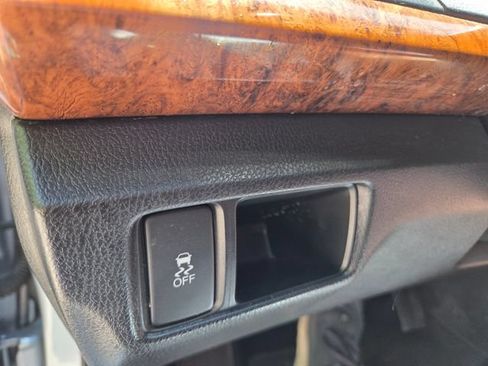 Used 2011 Honda Accord EX image 21