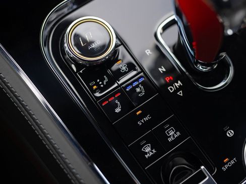 Used 2024 Bentley Continental GT image 50