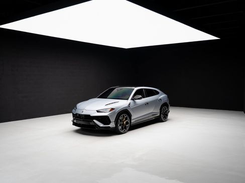 Used 2024 Lamborghini Urus Performante AWD/4WD image 90