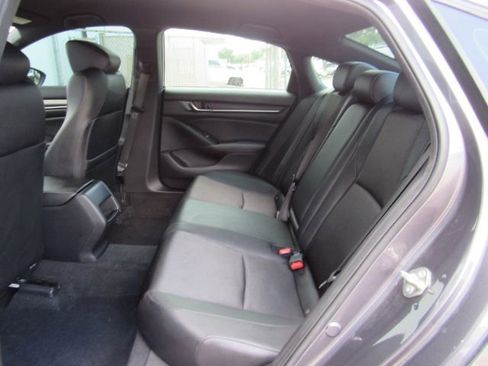 Used 2020 Honda Accord Sport image 18