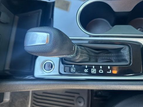 Used 2024 Nissan Altima 2.5 SV image 25