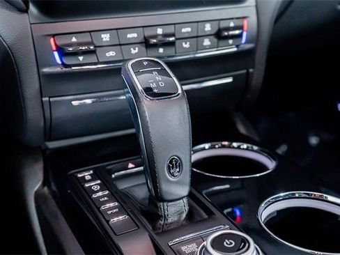 Used 2022 Maserati Ghibli Modena image 50