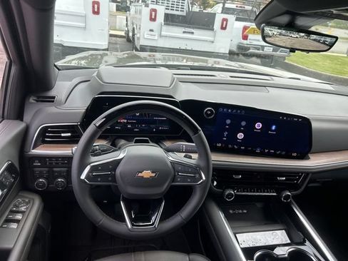 New 2026 Chevrolet Tahoe High Country w/ Sun And Tow Package AWD/4WD image 28