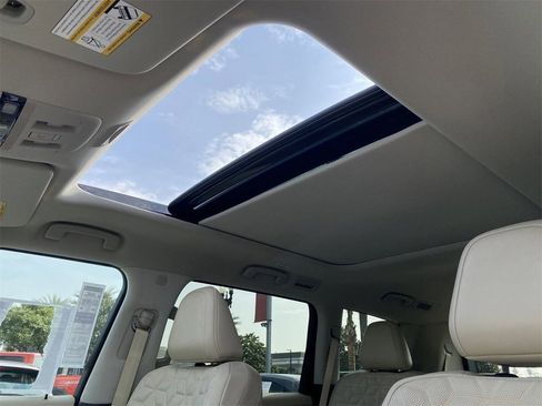 New 2026 Nissan Armada Platinum image 32