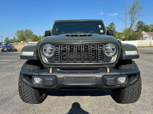 Certified 2022 Jeep Wrangler Unlimited Rubicon w/ Xtreme Recon 35" Tire Package AWD/4WD image 14