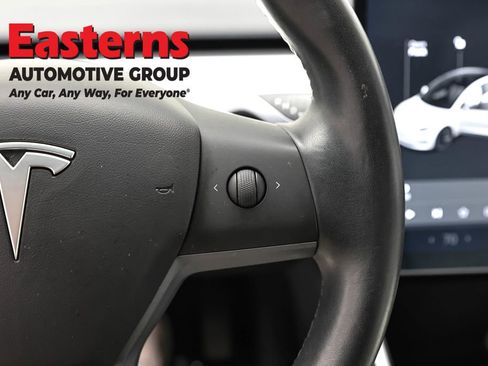 Used 2019 Tesla Model 3 Long Range image 16