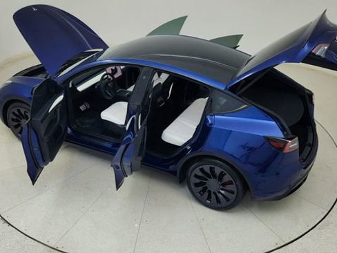 Used 2024 Tesla Model Y Performance AWD/4WD image 87