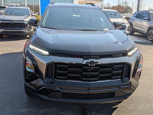 New 2026 Chevrolet Equinox ACTIV w/ Convenience Package III image 2