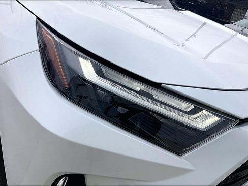 Used 2025 Toyota RAV4 XSE image 33