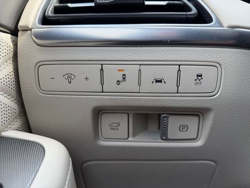 Used 2020 Hyundai Palisade Limited image 23