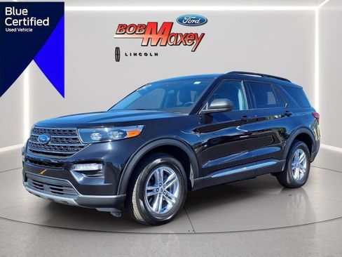 Used 2024 Ford Explorer XLT w/ Equipment Group 202A AWD/4WD image 1