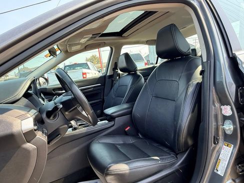 Used 2023 Nissan Altima 2.5 SL FWD image 21