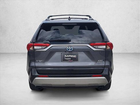 Used 2024 Toyota RAV4 XSE w/ Weather Package AWD/4WD image 6