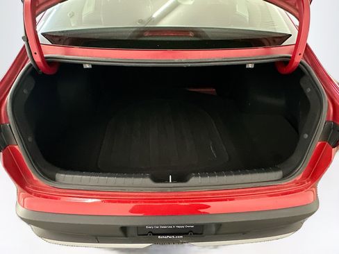 Used 2025 Kia K4 LXS image 29