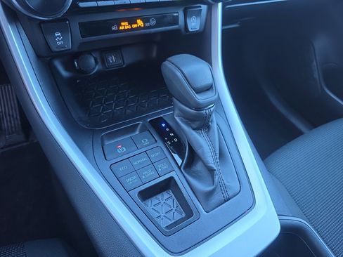 Used 2025 Toyota RAV4 LE image 23