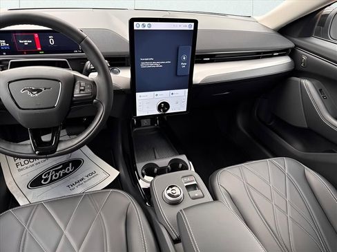 New 2023 Ford Mustang Mach-E Select image 6