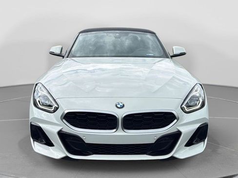 Certified 2023 BMW Z4 sDrive30i w/ Convenience Package RWD image 5