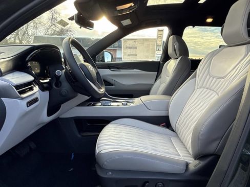 New 2026 INFINITI QX60 Autograph image 16