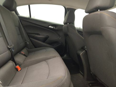 Used 2018 Chevrolet Cruze LS image 19