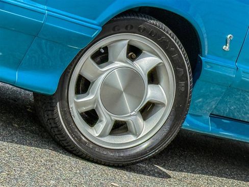 Used 1993 Ford Mustang Cobra RWD image 5
