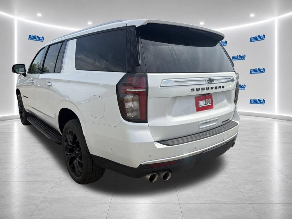 Certified 2023 Chevrolet Suburban Premier w/ Advanced Technology Package AWD/4WD image 7