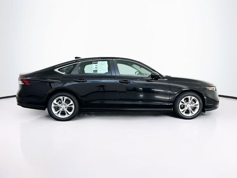 Used 2023 Honda Accord LX image 10
