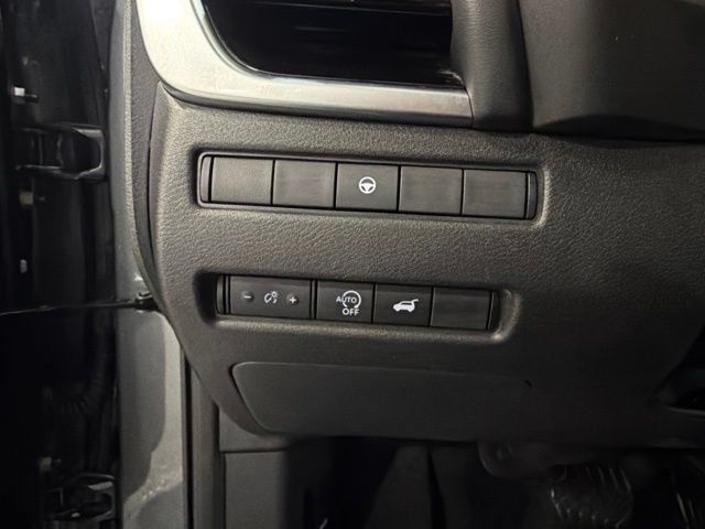 Certified 2023 Nissan Rogue SL AWD/4WD image 21
