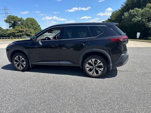 Used 2021 Nissan Rogue SV w/ Premium Package AWD/4WD image 14
