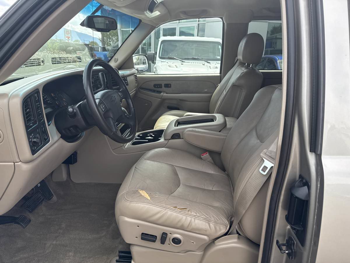 Used 2003 Chevrolet Silverado 2500 LT AWD/4WD image 13
